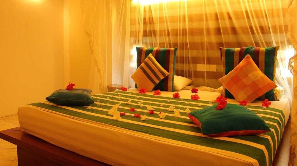 Primrose Guest House Unawatuna Bagian luar foto