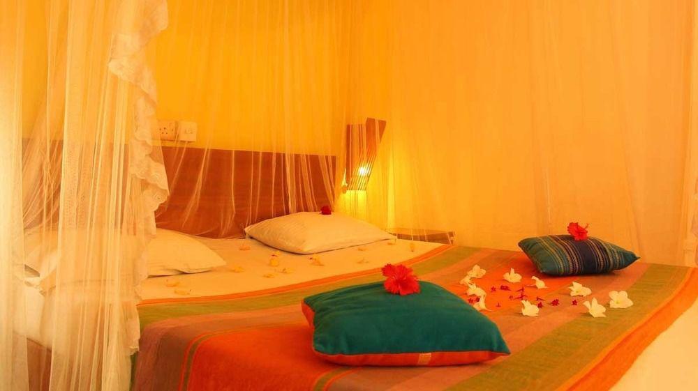 Primrose Guest House Unawatuna Bagian luar foto