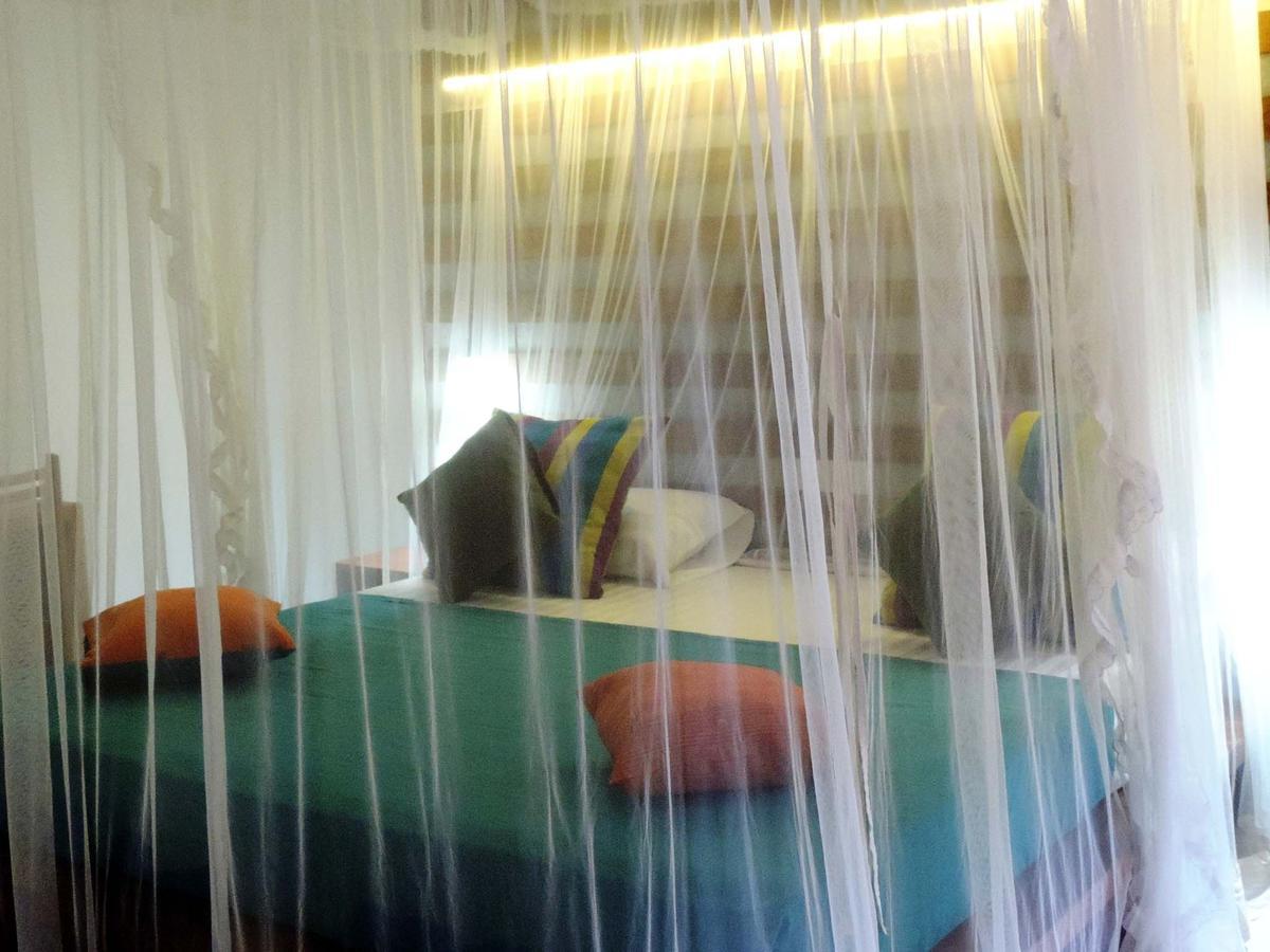 Primrose Guest House Unawatuna Bagian luar foto