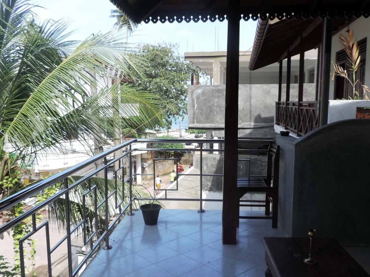 Primrose Guest House Unawatuna Bagian luar foto