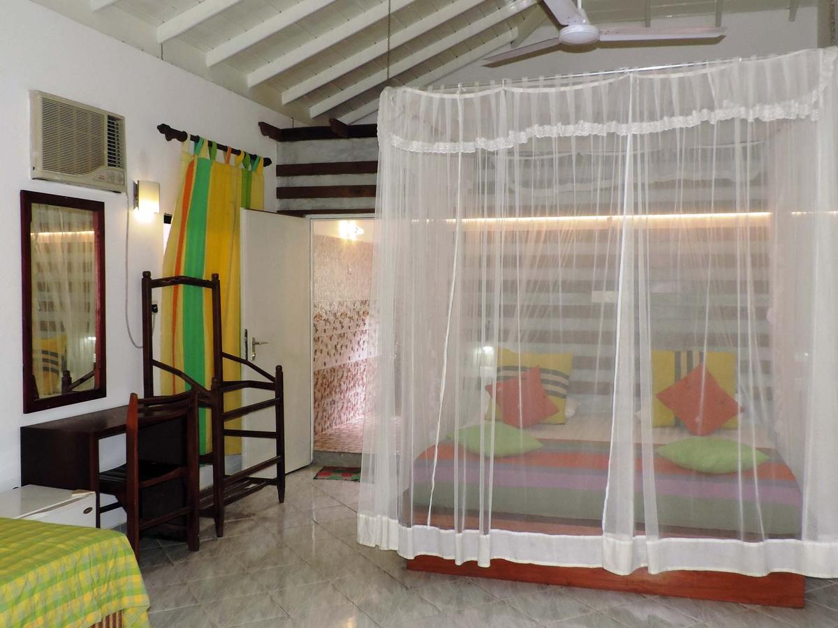 Primrose Guest House Unawatuna Bagian luar foto