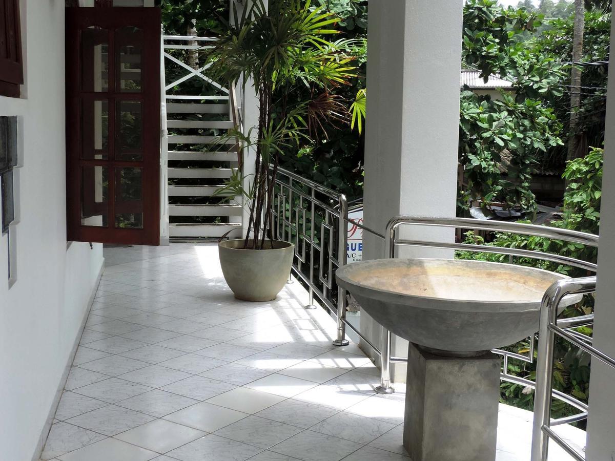 Primrose Guest House Unawatuna Bagian luar foto