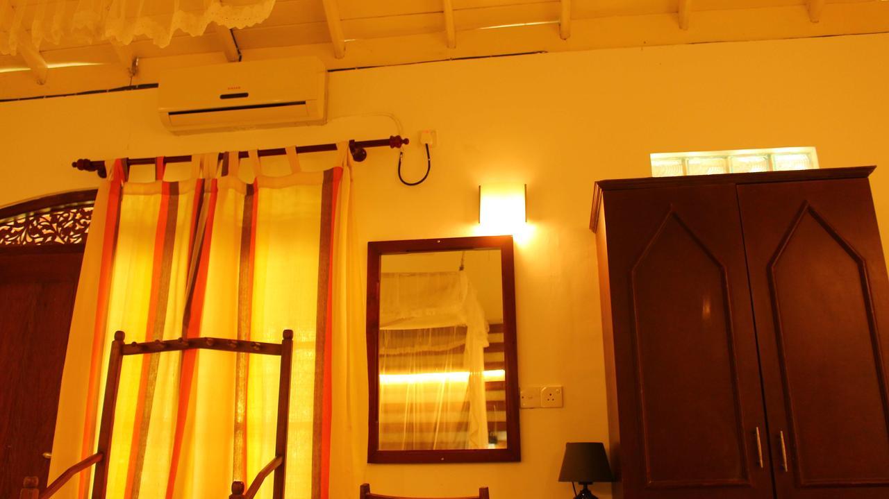 Primrose Guest House Unawatuna Bagian luar foto