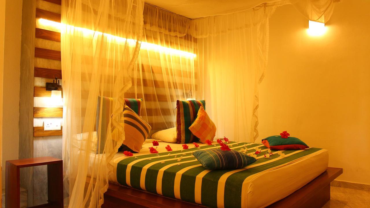 Primrose Guest House Unawatuna Bagian luar foto