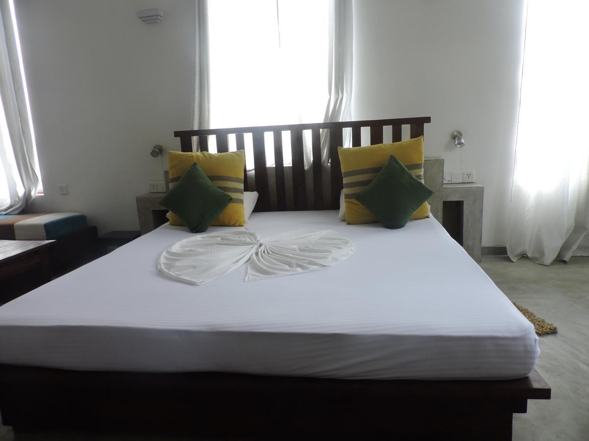 Primrose Guest House Unawatuna Bagian luar foto