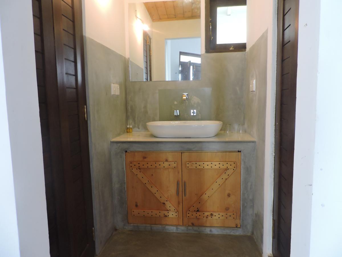 Primrose Guest House Unawatuna Bagian luar foto