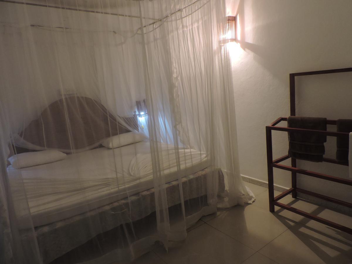 Primrose Guest House Unawatuna Bagian luar foto