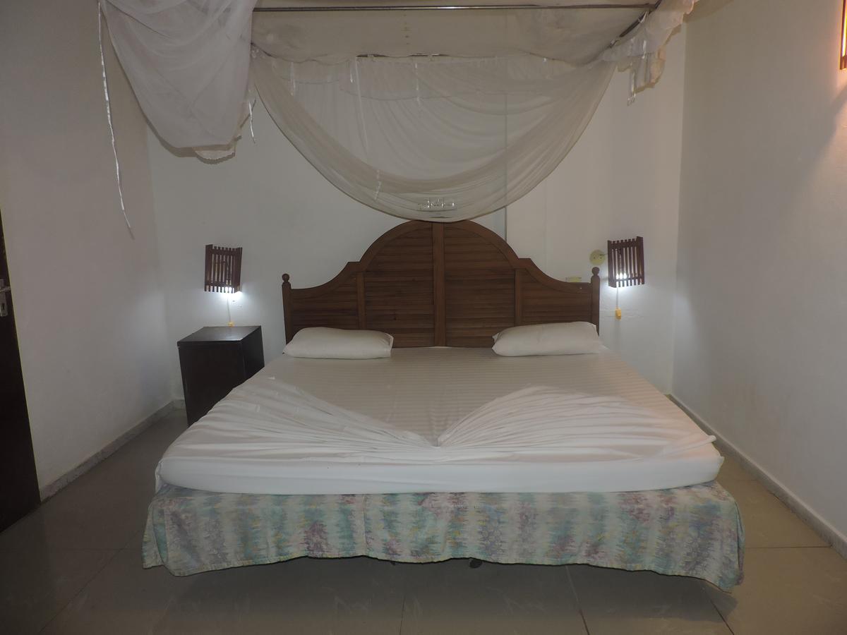 Primrose Guest House Unawatuna Bagian luar foto
